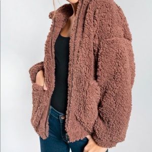 EVERLY Faux Sherpa Teddy Coat in Mocha